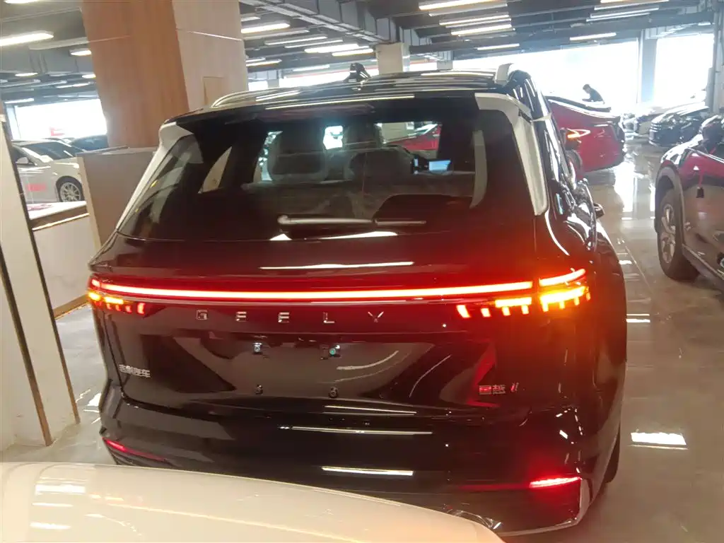 Geely Xingyue L 2025 — фото 4