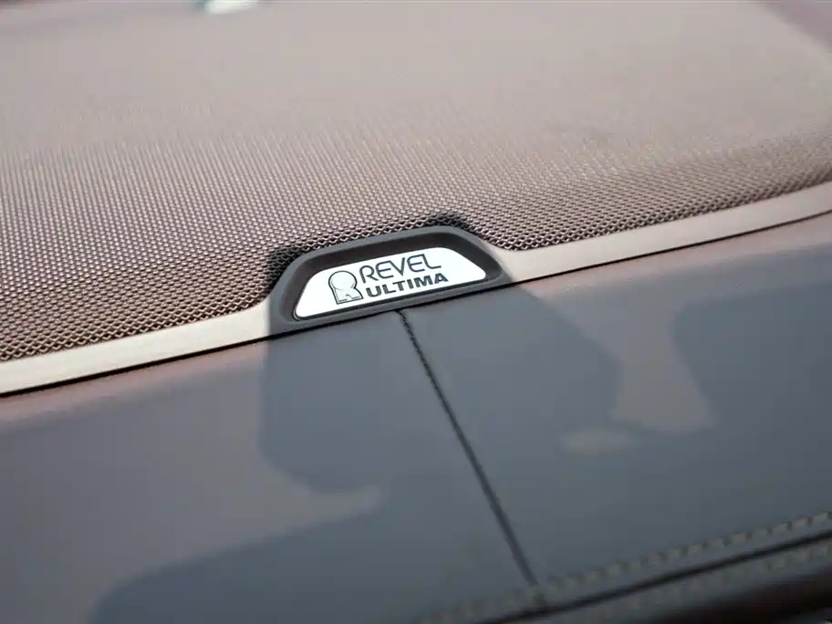 Lincoln Navigator 2022 — фото 23
