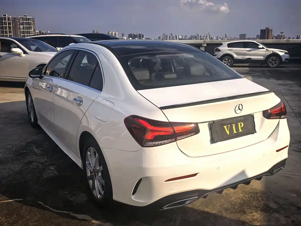 Mercedes-Benz A-Class 2020 — фото 17