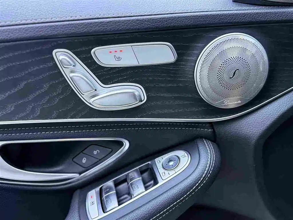 Mercedes-Benz C-Class 2016 — фото 9
