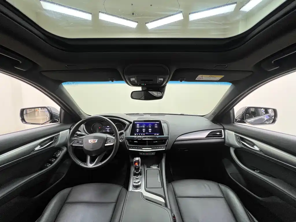 Cadillac CT5 2021 — фото 18