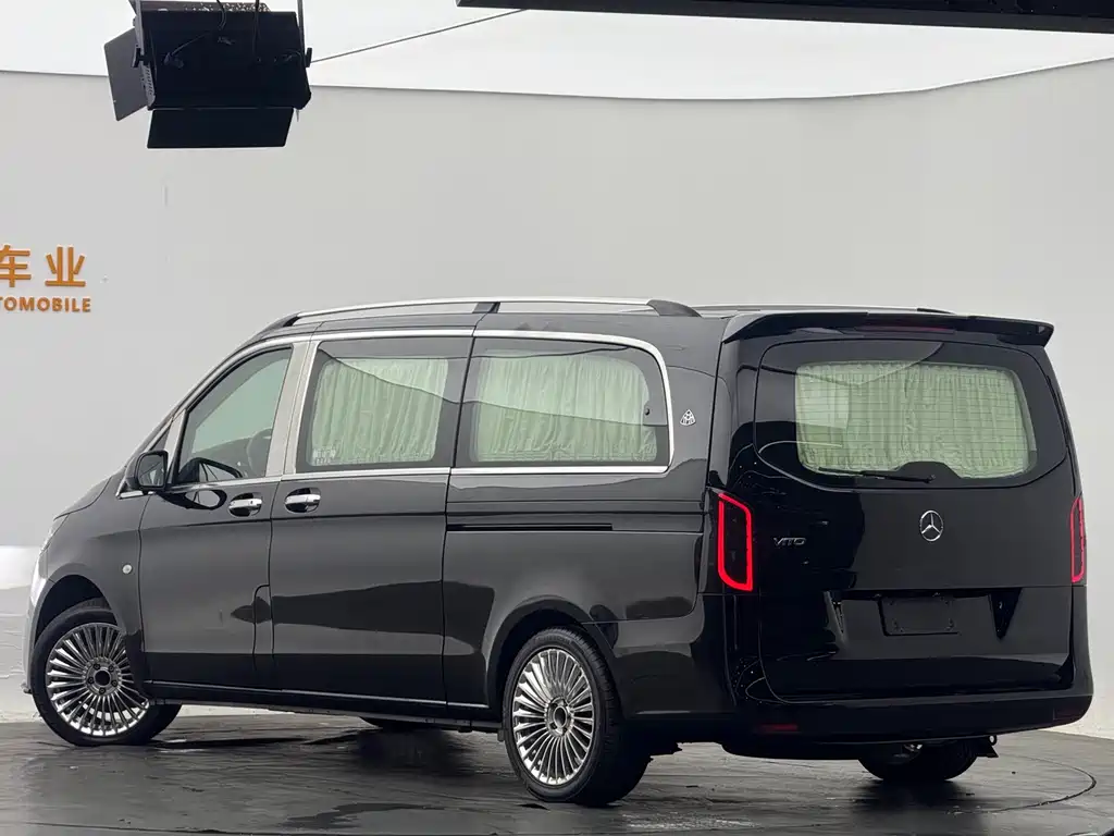 Mercedes-Benz Vito 2021 — фото 14