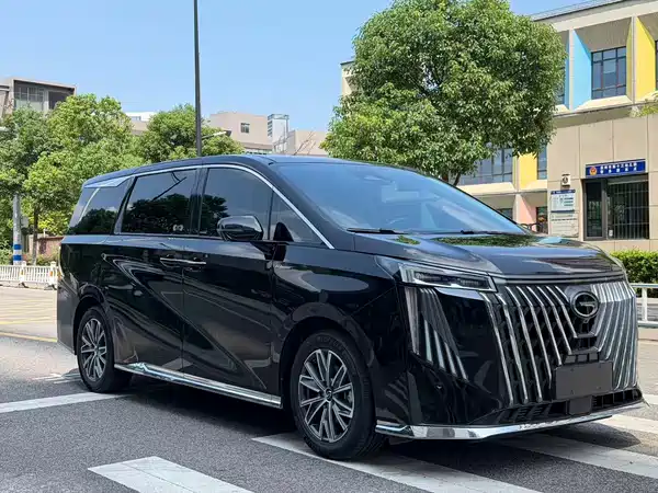GAC Trumpchi M8 2025
