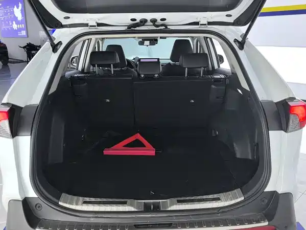 Toyota RAV4 2023