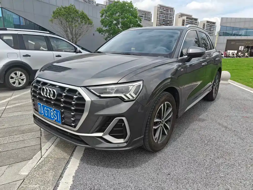 Audi Q3 2021