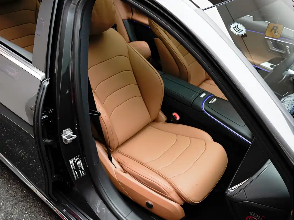 Mercedes-Benz E-Class 2024 — фото 20