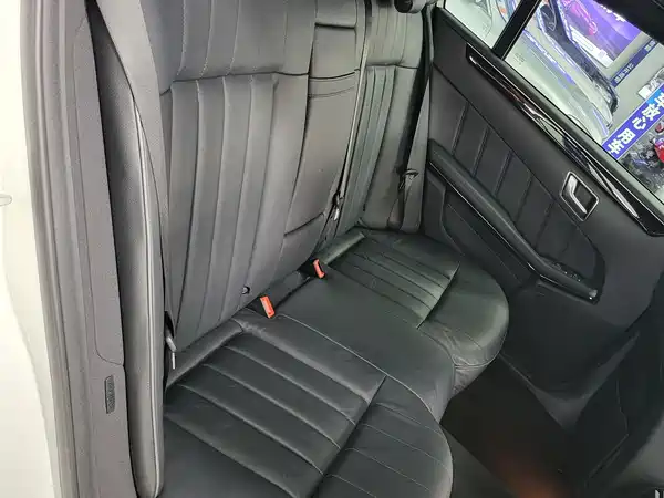 Mercedes-Benz E-Class 2014