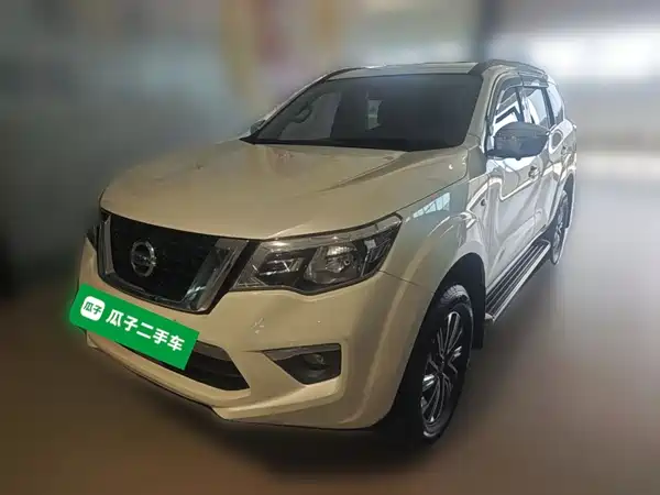 Nissan Terra 2019