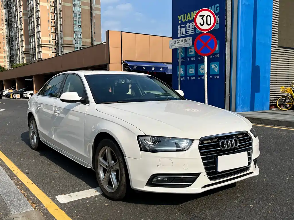 Audi A4L 2015 — фото 3