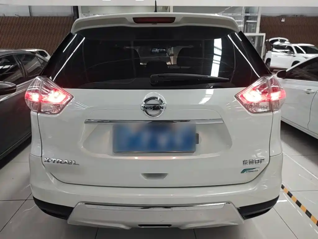 Nissan X-Trail 2015 — фото 6