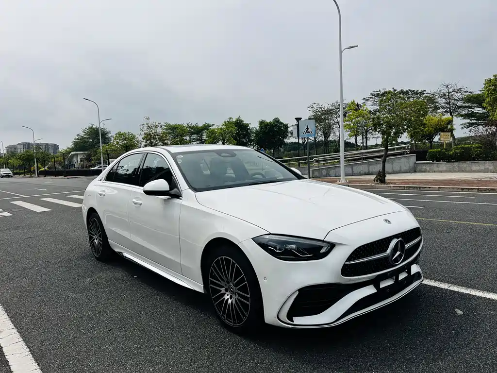 Mercedes-Benz C-Class 2023 — фото 23