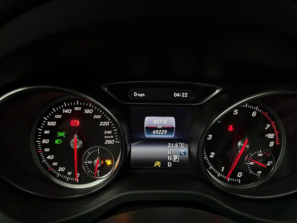 Mercedes-Benz CLA 2018 — фото 9