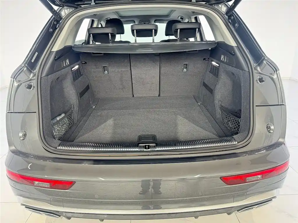 Audi Q5L 2022 — фото 6