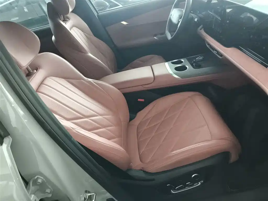 Changan CS75 PLUS 2025 — фото 20