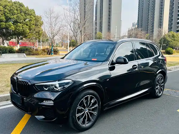 BMW X5 2021