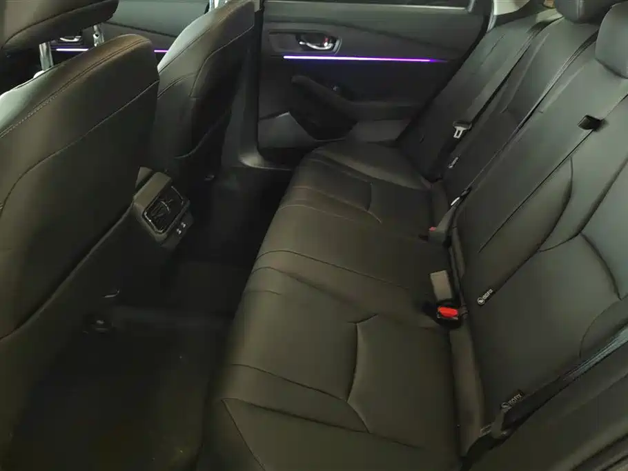 Honda Accord 2024 — фото 11