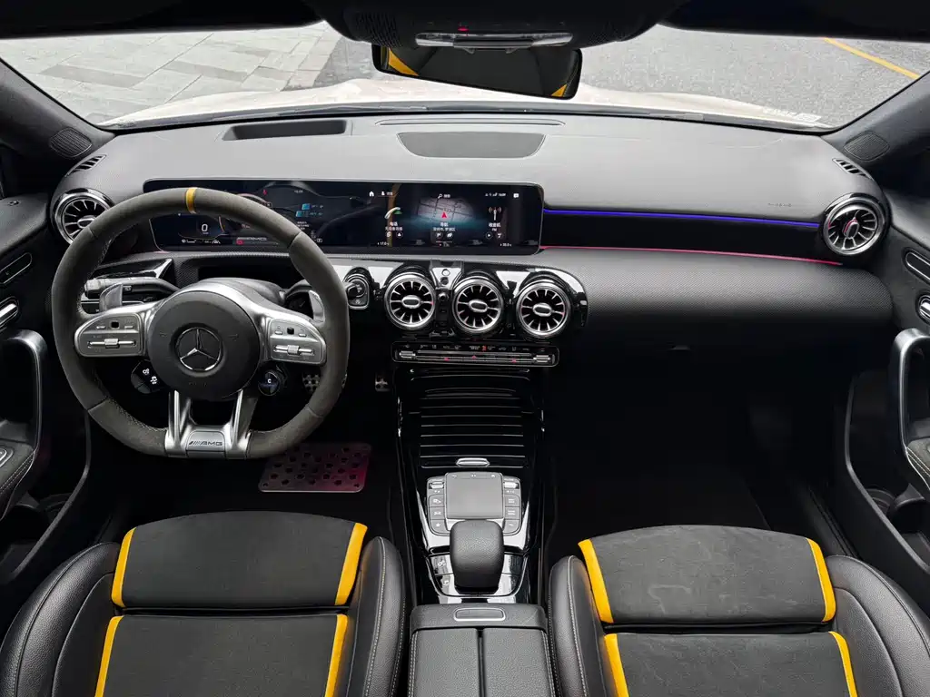 Mercedes-Benz A-Class AMG 2020 — фото 5