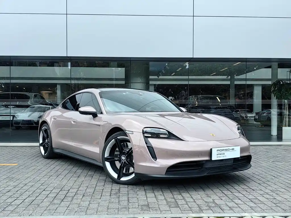 Porsche Taycan 2021 — фото 9