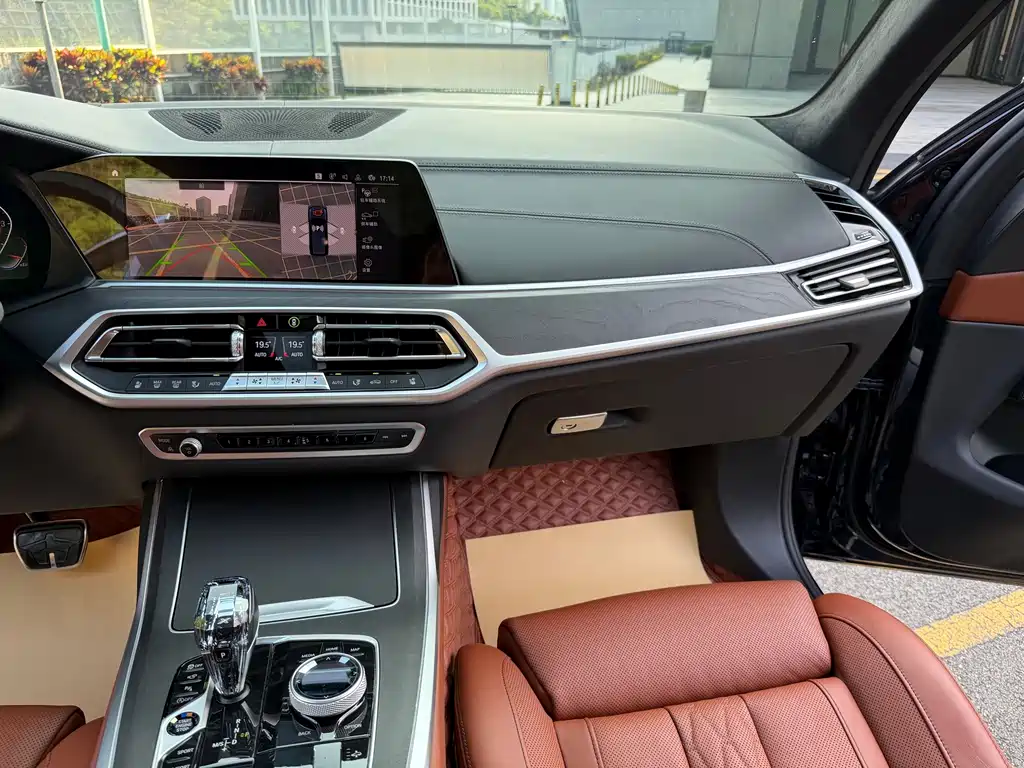 BMW X7 2021 — фото 13