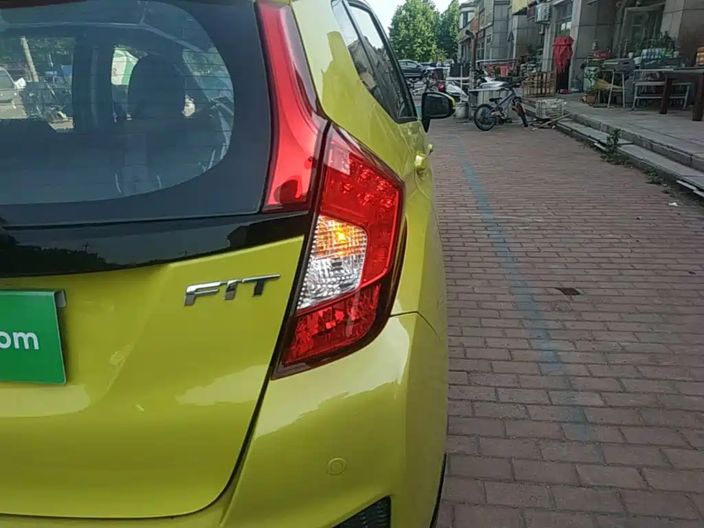 Honda Fit 2015 — фото 8