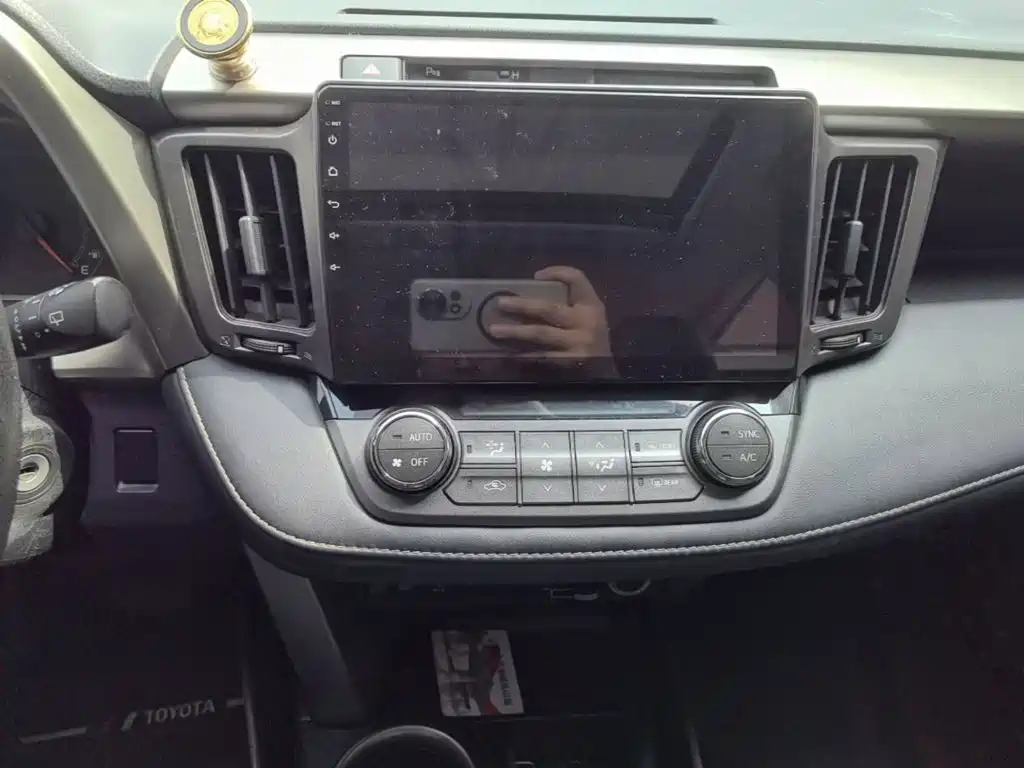 Toyota RAV4 2014 — фото 13