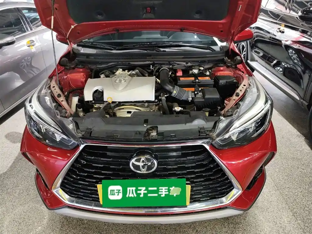 Toyota Yaris L 2021 — фото 16