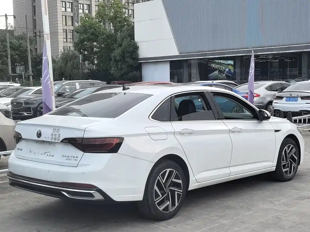 Volkswagen Sagitar 2024