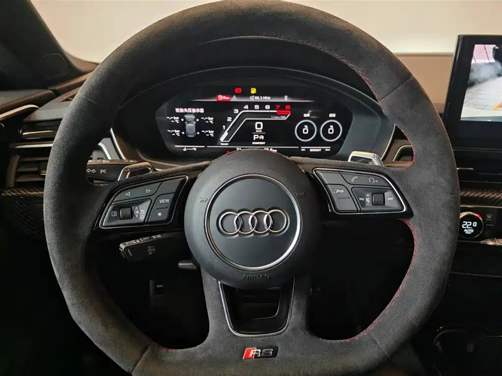 Audi RS 5 — фото 15
