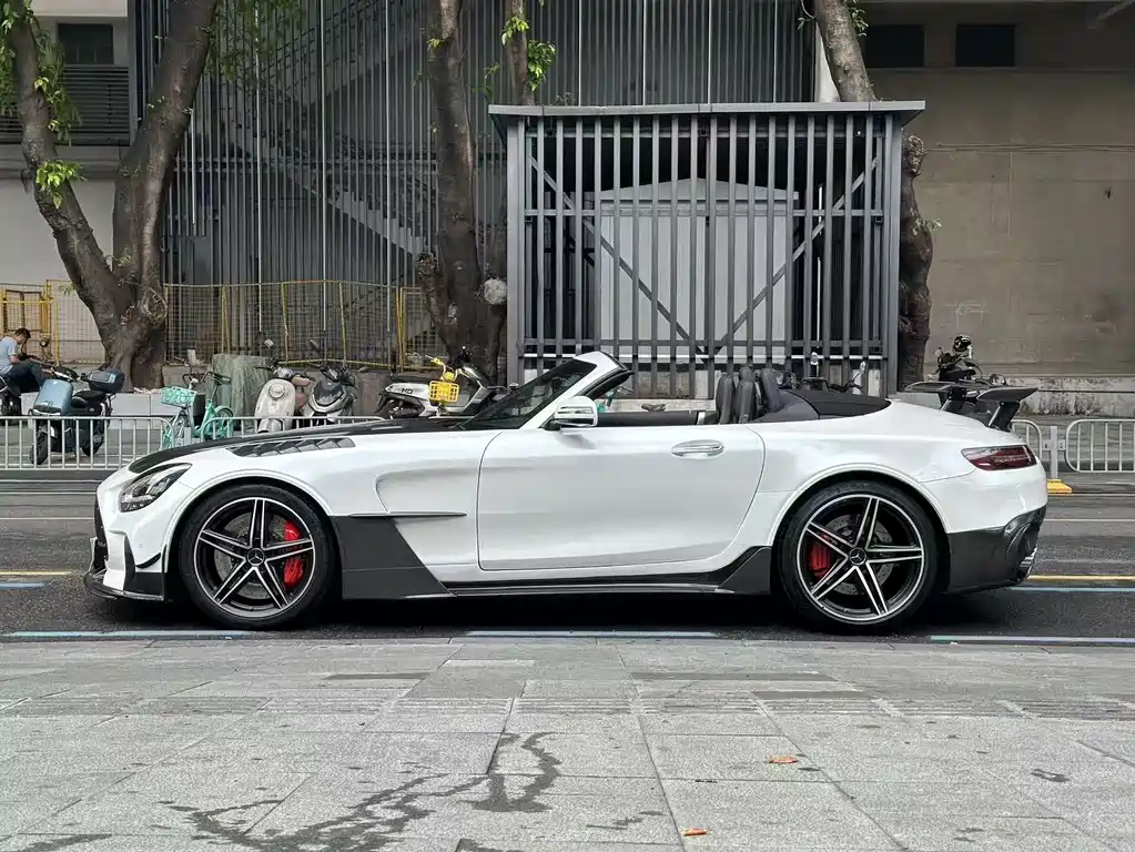 Mercedes-Benz AMG GT 2021 — фото 3