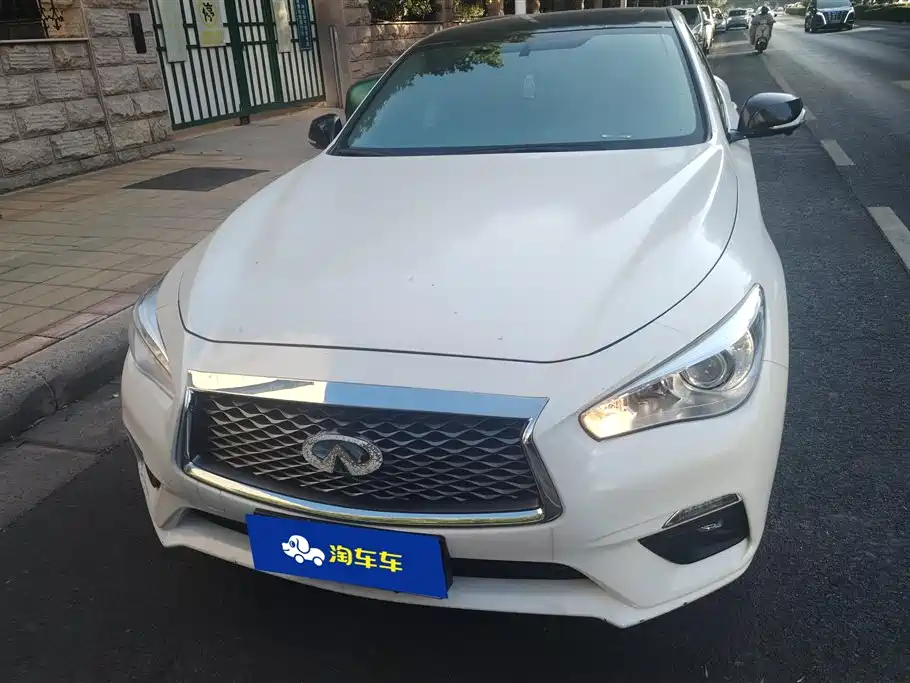 Infiniti Q50L 2021
