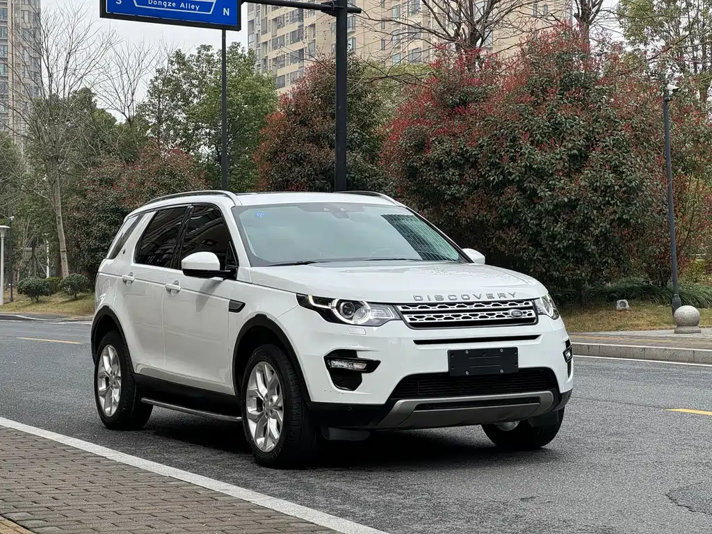Land Rover Discovery Sport 2017 — фото 8