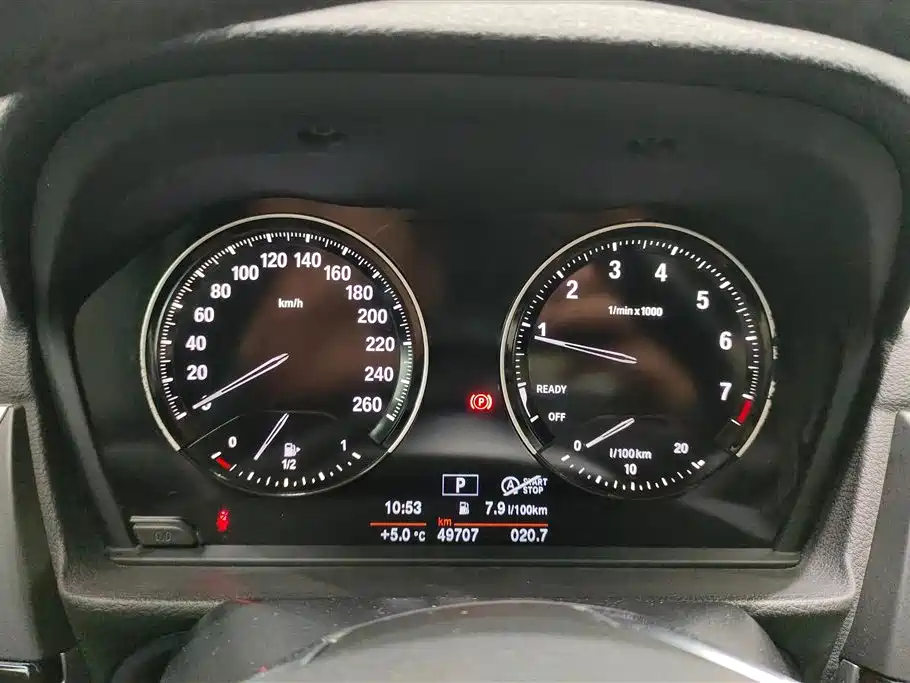 BMW 1 Series 2018 — фото 14