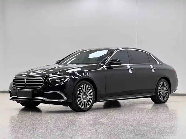 Mercedes-Benz E-Class 2023