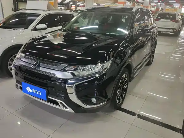 Mitsubishi Outlander 2021