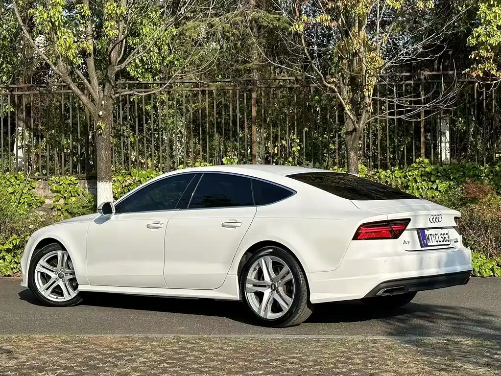 Audi A7 2017 — фото 8