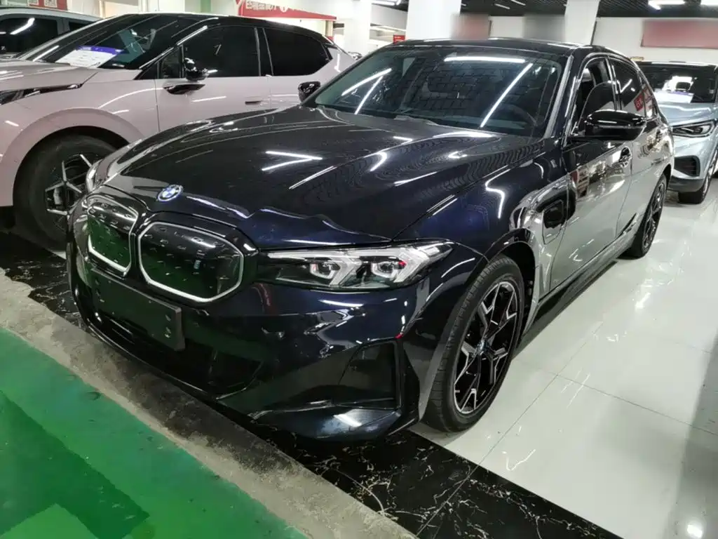 BMW i3 2024