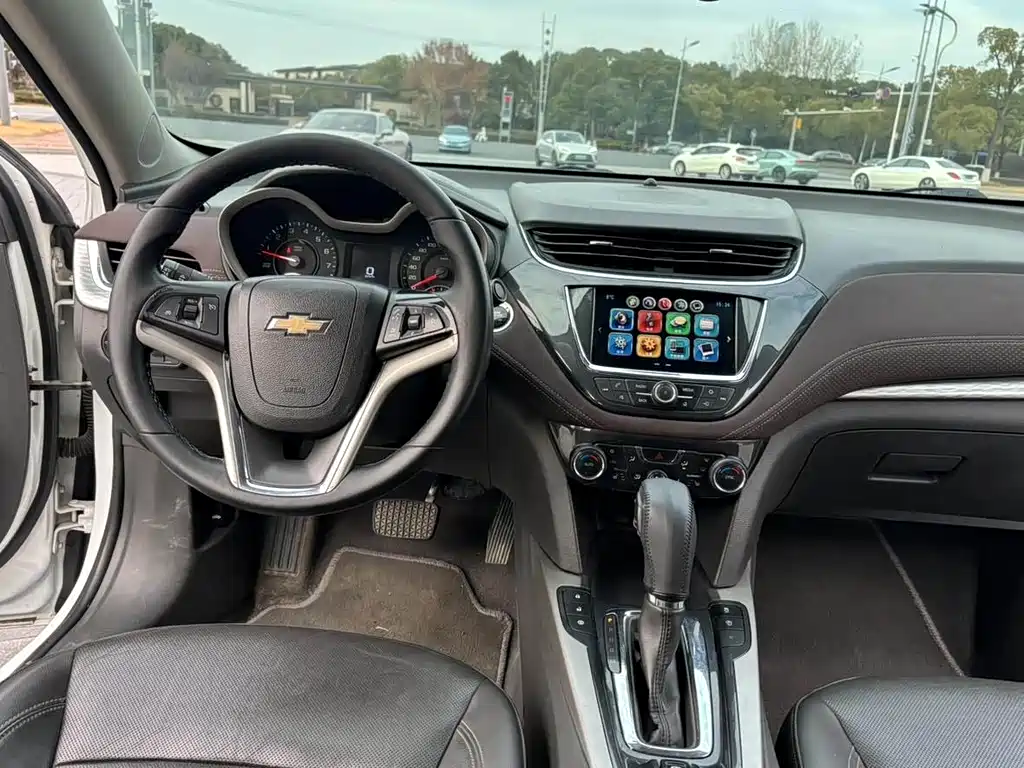 Chevrolet Malibu 2017 — фото 15