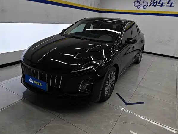 Hongqi E-QM5 2023