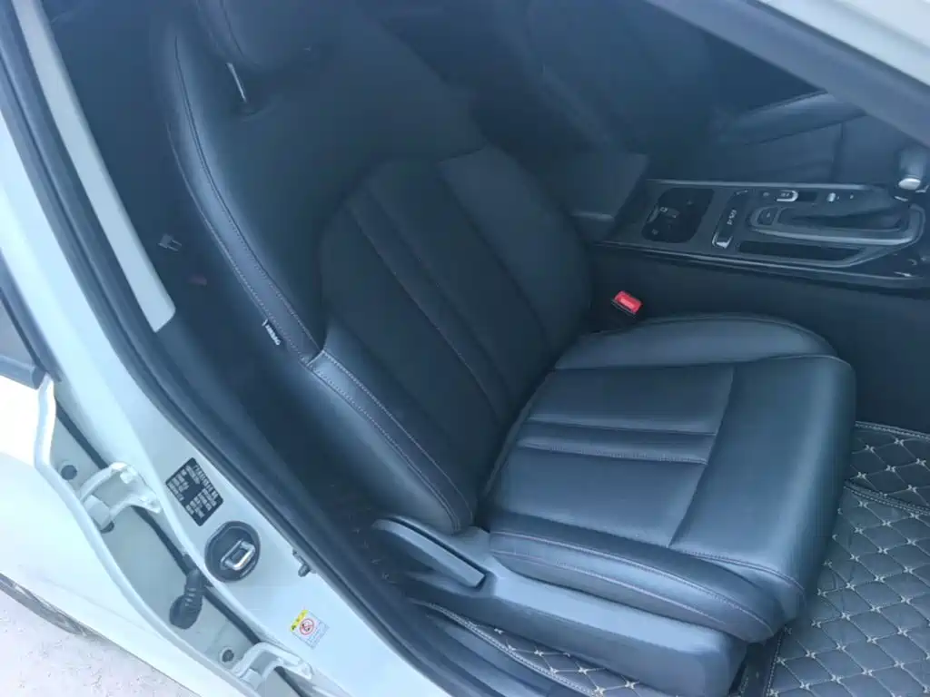 GAC Trumpchi GS4 2021 — фото 25