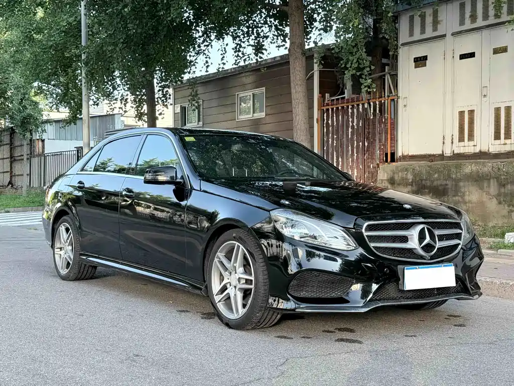 Mercedes-Benz E-Class 2015 — фото 3