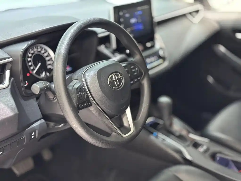 Toyota Corolla 2021 — фото 11