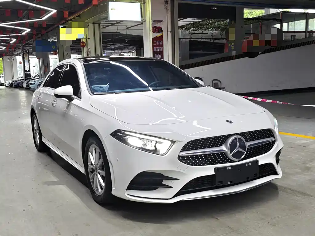 Mercedes-Benz A-Class 2020 — фото 3