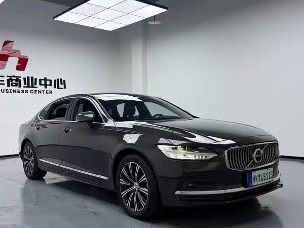 Volvo S90 2020