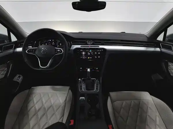 Volkswagen Magotan 2024