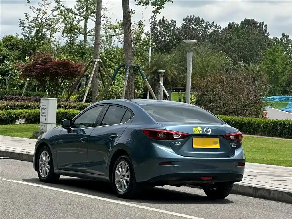 Mazda 3 Angkesela 2017