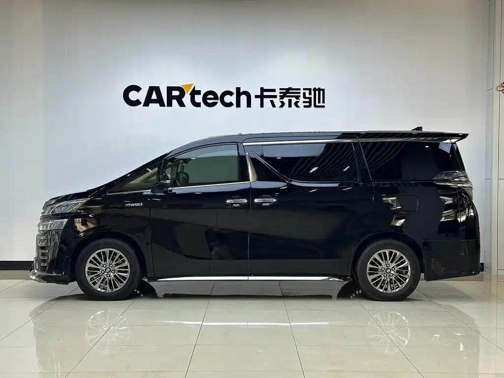 Toyota Vellfire 2022 — фото 6