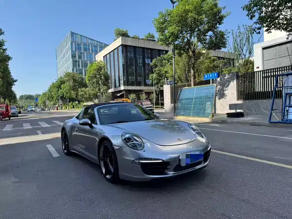 Porsche 911 2015