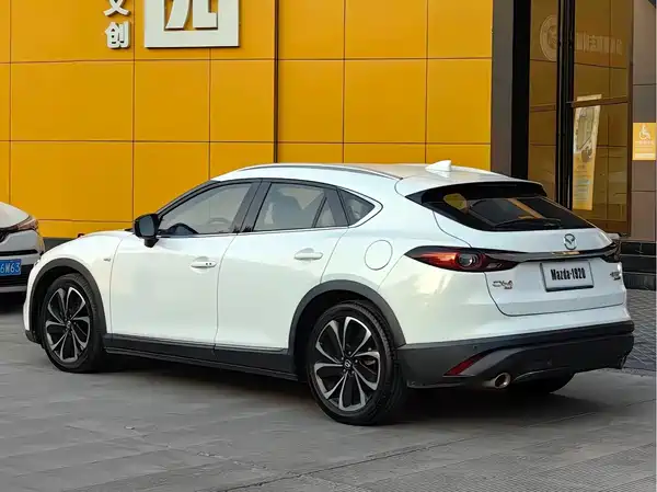 Mazda CX-4 2021