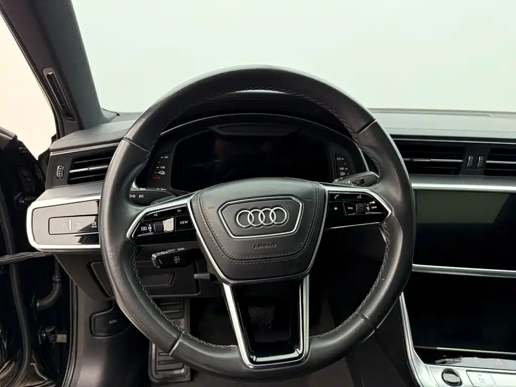 Audi A6L New Energy 2023 — фото 8