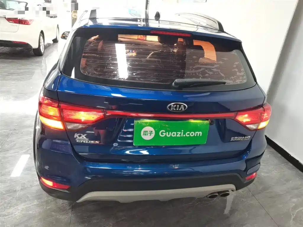 Kia KX Cross 2018 — фото 4